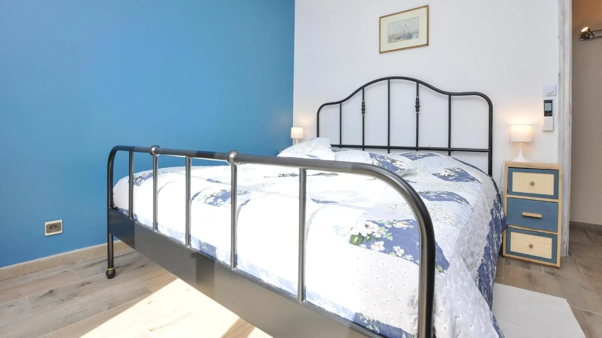 Holiday home Stunning Home In Besse-Sur-Issole With Private Swimming Pool, Can Be Inside Or Outside
